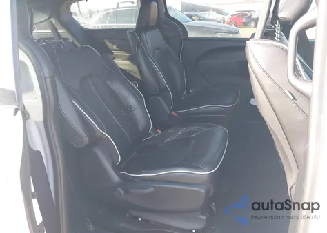 2020 Chrysler Pacifica Hybrid Limited z USA, uszkodzony, nr VIN 2C4RC1N75LR257739